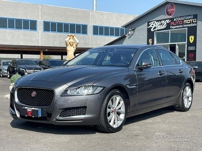 Jaguar XF 2.0 D 180 CV aut. Prestige