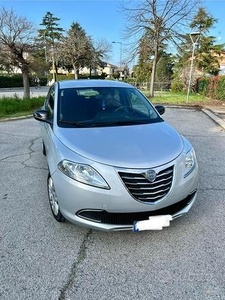 LANCIA Ypsilon Silver NEOPATENTATI