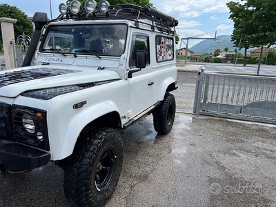 LAND ROVER Defender 90 TD5