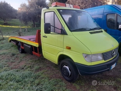 Mercedes-benz sprinter 2.9cc patente c