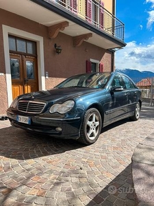 Mercedes CDI 200