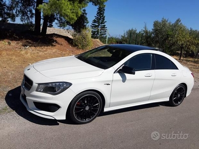 Mercedes CLA 220 AMG