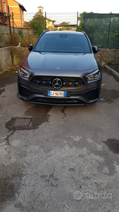 Mercedes gla 180 benzina