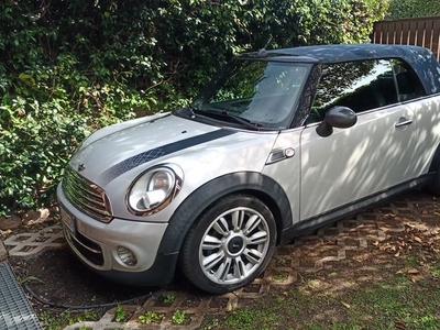 MINI Cooper 1.6 D Cabrio