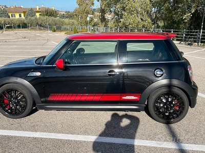 Mini john cooper works jcw factory 2011