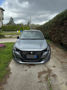 Peugeot 208 1.2 Benzina