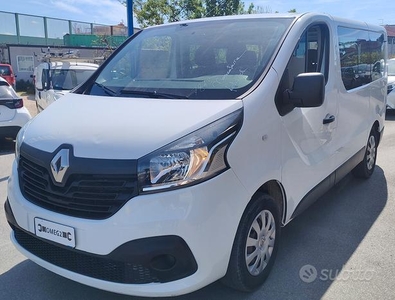 Renault Trafic 9 posti IVA ESPOSTA