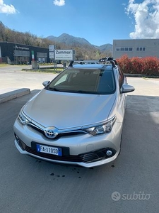 Toyota Auris Style Hybrid 1.8