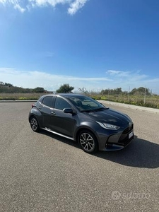 Toyota yaris 1.0 dynamic