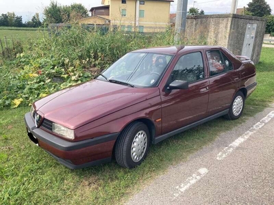 Usato 1992 Alfa Romeo 155 2.0 Benzin 141 CV (8.200 €)