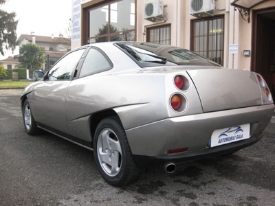 Usato 1995 Fiat Coupé 2.0 Benzin 139 CV (7.990 €)