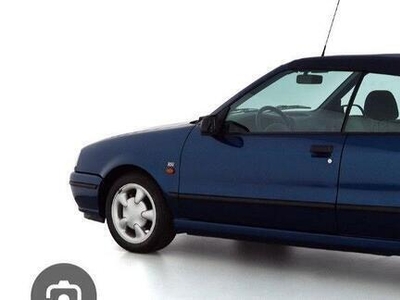 Usato 1996 Renault 19 1.8 Benzin 135 CV (200 €)