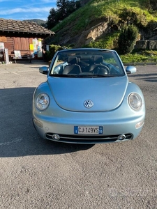 Usato 2003 VW Beetle 1.6 Benzin 102 CV (8.500 €)