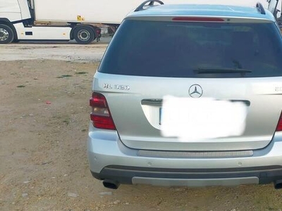 Usato 2006 Mercedes 320 3.0 Diesel (8.000 €)