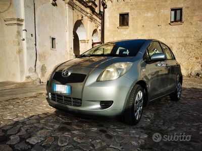 Usato 2006 Toyota Yaris 1.4 Diesel 90 CV (4.500 €)