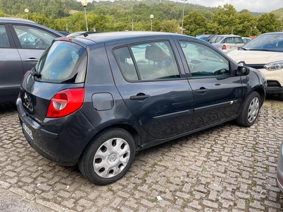 Usato 2007 Renault Clio 1.5 Diesel 85 CV (1.800 €)