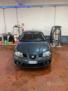 Usato 2007 Seat Ibiza 1.2 Benzin 64 CV (4.250 €)