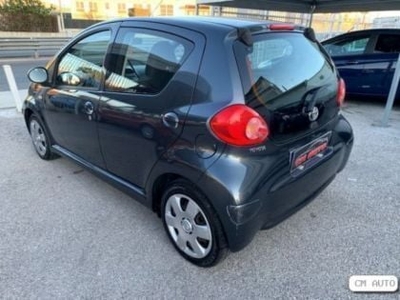 Usato 2008 Toyota Aygo 1.0 Benzin 68 CV (3.999 €)