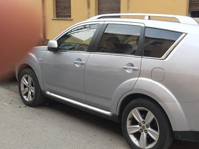 Usato 2009 Peugeot 4007 2.2 Diesel 156 CV (4.000 €)