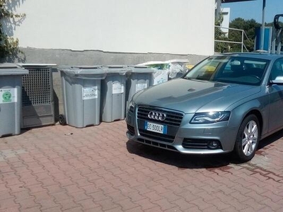 Usato 2010 Audi A4 1.8 Benzin 160 CV (12.500 €)