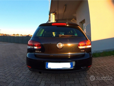 Usato 2010 VW Golf VI 1.6 Diesel 105 CV (7.500 €)