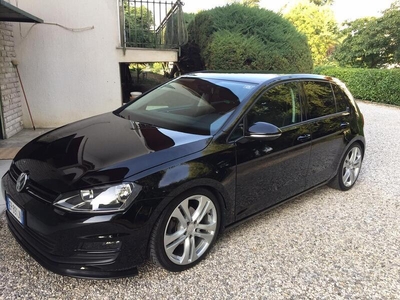 Usato 2013 VW Golf VII 1.2 Benzin 105 CV (7.800 €)