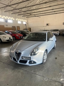 Venduto Alfa Romeo Giulietta benzina - auto usate in vendita