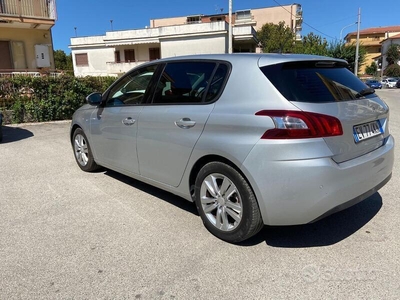 Usato 2014 Peugeot 308 1.6 Diesel 116 CV (9.500 €)
