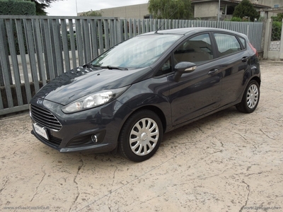 Usato 2015 Ford Fiesta 1.5 Diesel 75 CV (8.400 €)