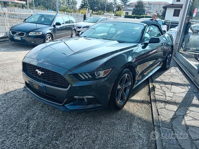 Usato 2015 Ford Mustang 2.3 Benzin 317 CV (24.500 €)