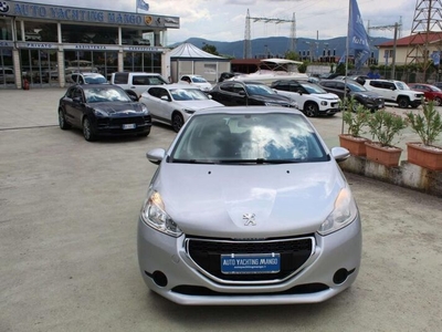 Usato 2015 Peugeot 208 1.4 Diesel 68 CV (7.900 €)