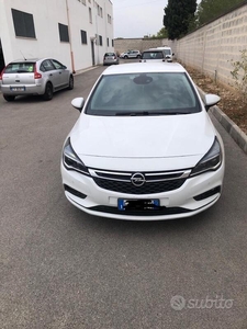 Usato 2016 Opel Astra 1.4 Benzin 150 CV (12.000 €)