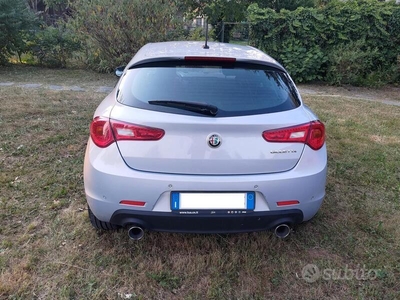 Usato 2017 Alfa Romeo Giulietta 2.0 Diesel 150 CV (18.500 €)