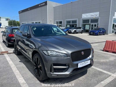 Usato 2017 Jaguar F-Pace 2.0 Diesel 241 CV (33.490 €)