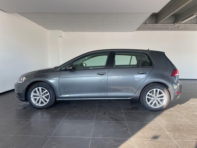 Usato 2020 VW Golf VIII 1.5 Benzin 131 CV (18.900 €)