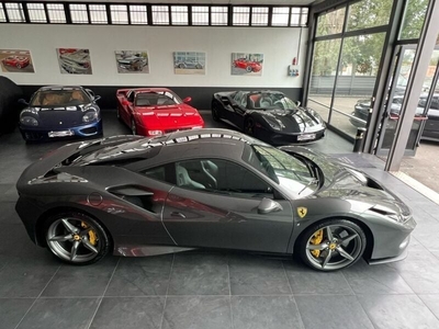 Usato 2021 Ferrari F8 3.9 Benzin 721 CV (303.900 €)