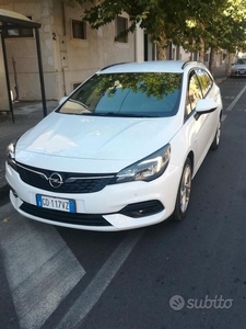 Usato 2021 Opel Astra 1.5 Diesel 122 CV (17.900 €)