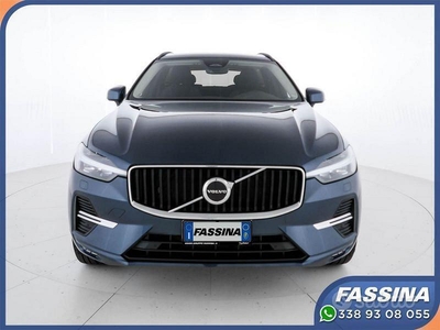 Usato 2022 Volvo XC60 2.0 El_Benzin 197 CV (43.900 €)
