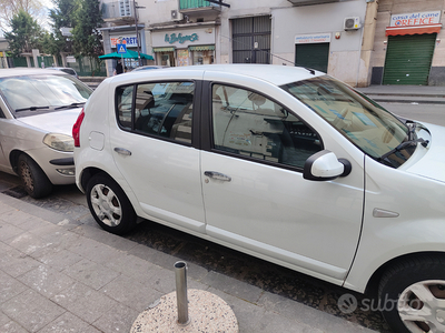 Vendo Dacia Sandero ottime condizoni