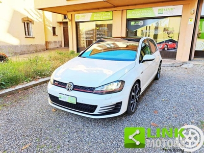 VOLKSWAGEN Golf 7ª serie