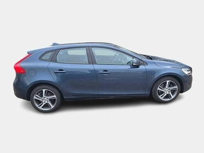 VOLVO V40 D2 Geartronic Momentum 5 PORTE BERLINA