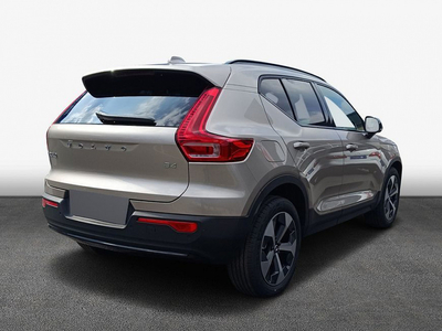 VOLVO Xc40 B4 B Dkg Plus Dark Driver Assistance Lichtpaket