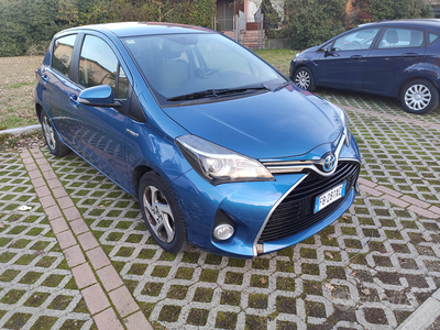 Yaris Hybrid 2016