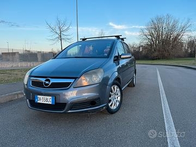 Disponibile Opel zafira 7 posti