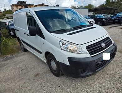 Fiat Scudo 1.6 mjet anno 2012 incidentata