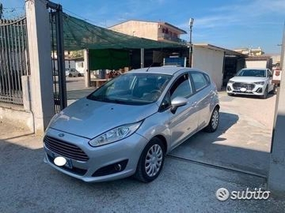 Ford Fiesta 1.0 Gpl 80 Cv x neopatentati Block sha