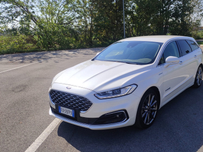 Ford Mondeo Hibryd Vignale