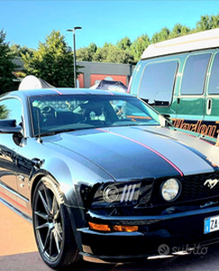 Ford Mustang allestimento GT