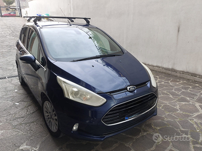 Ford t max