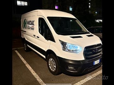 Ford transit ibrido 2021